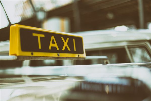 Cosa significa sognare un taxi?