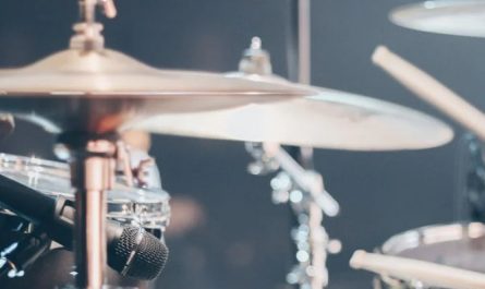 Sogna di suonare la batteria : 37 scenari e interpretazioni