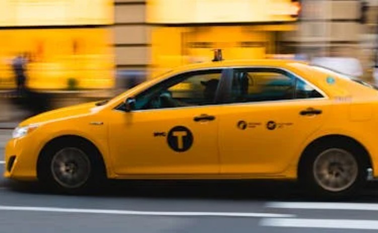 Sogna un taxi : 44 scenari e interpretazioni