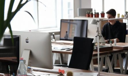 Sognare l'ufficio : 42 scenari e interpretazioni