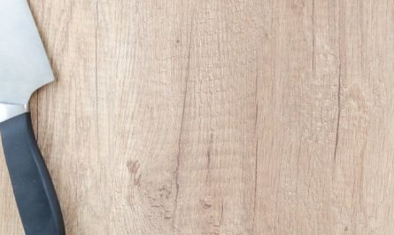 Sognare un tavolo da pranzo : 30 scenari e interpretazioni