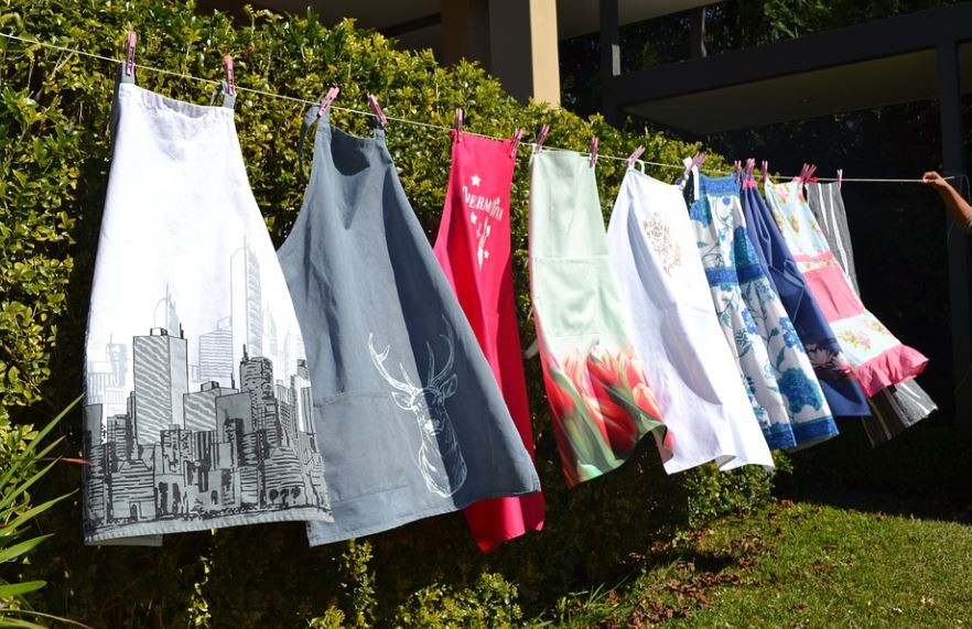 Sognare grembiuli : 12 scenari e interpretazioni