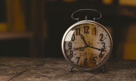 Sognare sveglia : 9 scenari e interpretazioni