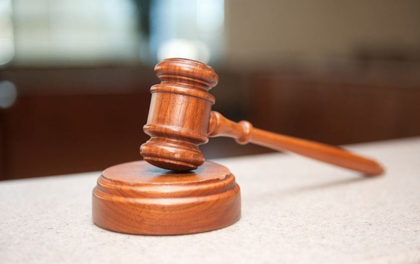 Sognare giudici : 9 scenari e interpretazioni