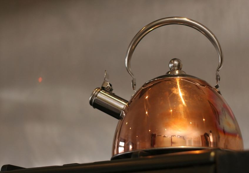 Sognare una teiera : 12 scenari e interpretazioni