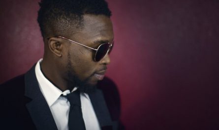 Sogna vestiti neri : 16 scenari e interpretazioni