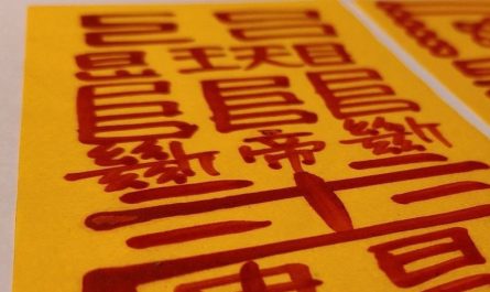 Sognare amuleti : 9 scenari e interpretazioni