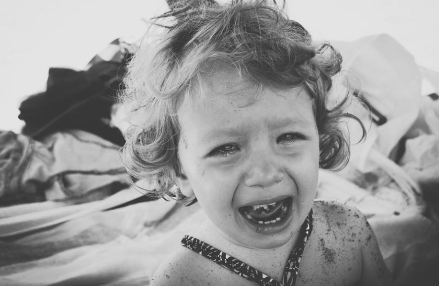 Sognare un bambino che piange : 8 scenari e interpretazioni