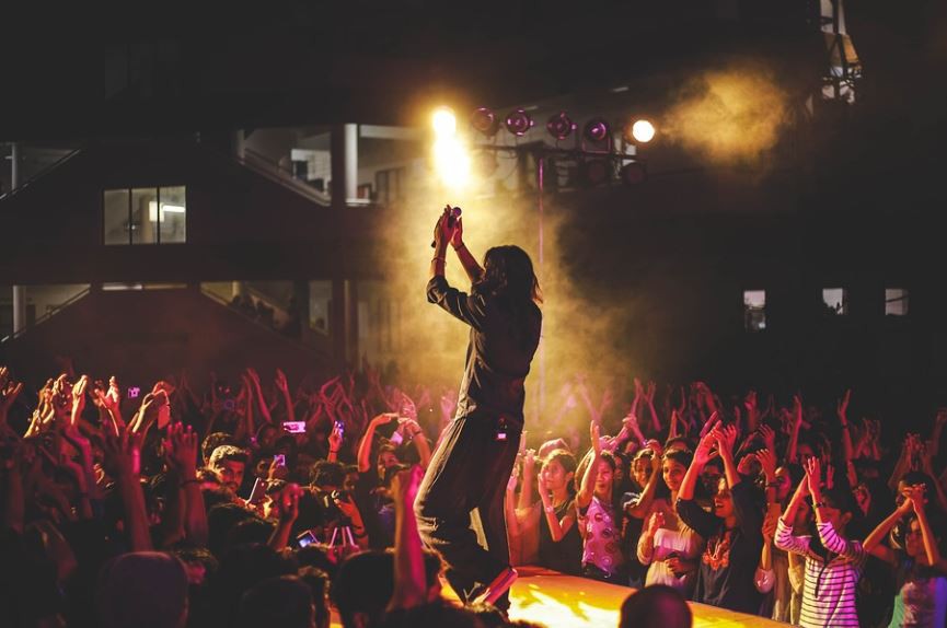 sognare celebrità : 15 scenari e interpretazioni