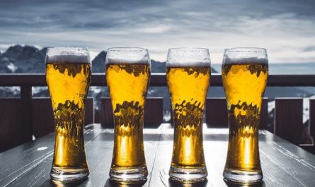 Sognare la birra : 12 scenari e interpretazioni