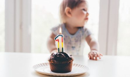 Sognare un banchetto di pietra : 10 scenari e interpretazioni