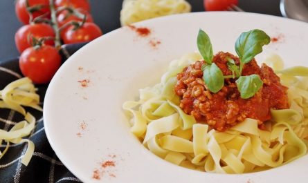 Sognare la pasta : 8 scenari e interpretazioni