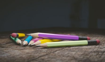 Sognare matite : 10 scenari e interpretazioni