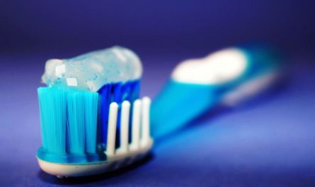 Sognare il dentifricio : 8 scenari e interpretazioni