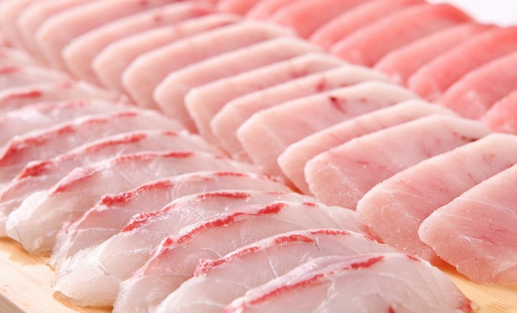 Sognare di mangiare sashimi : 8 scenari e interpretazioni