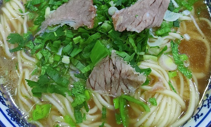 Sognare di mangiare ramen da soli : 6 scenari e interpretazioni