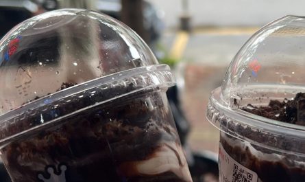 Sognare di preparare una coppa gelato : 9 scenari e interpretazioni