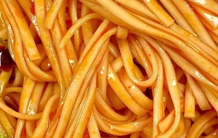 Sognare di preparare tagliatelle miste : 6 scenari e interpretazioni