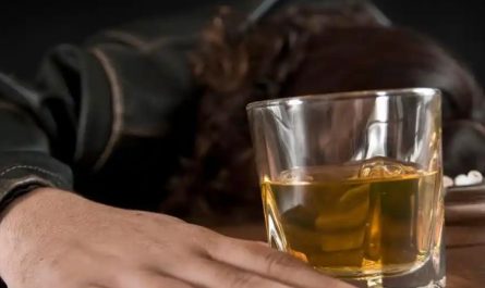 Sognare di essere ubriaco : 22 scenari e interpretazioni