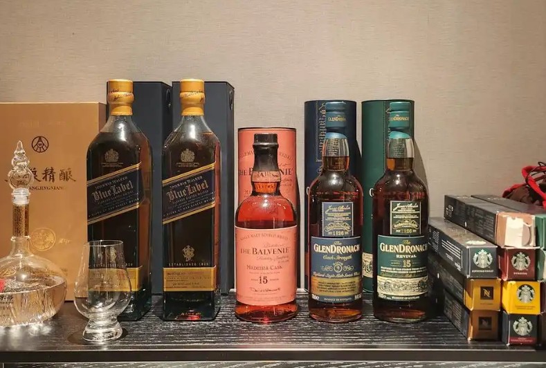 Sognare di comprare vino: 22 scenari e interpretazioni