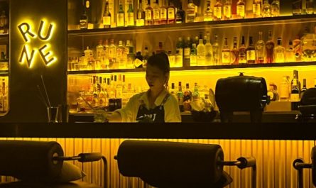 Sognare un bar : 22 scenari e interpretazioni