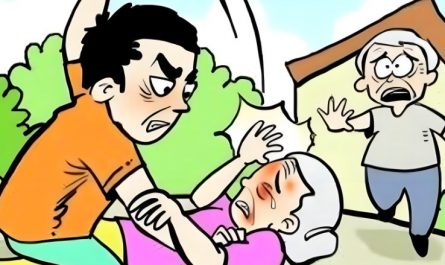 Sognare di picchiare la propria madre : 11 scenari e interpretazioni