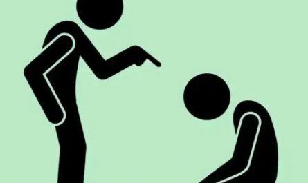 Sognare di sconfiggere qualcuno : 12 scenari e interpretazioni