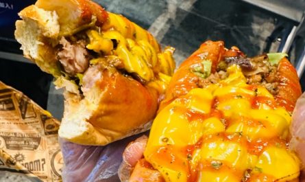 Sognare di mangiare hot dog : 8 scenari e interpretazioni