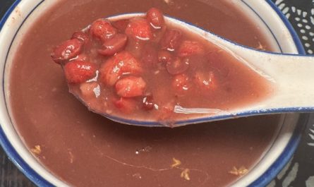 Sognare di mangiare porridge di fagioli rossi : 7 scenari e interpretazioni