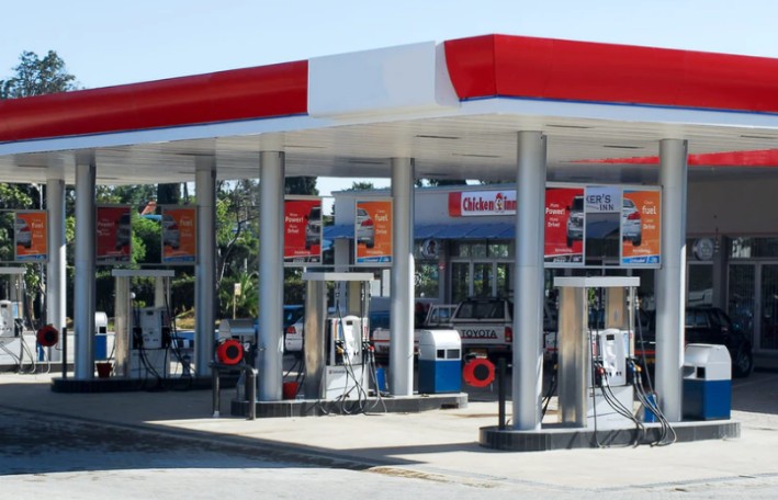 Sognare una stazione di servizio : 15 scenari e interpretazioni