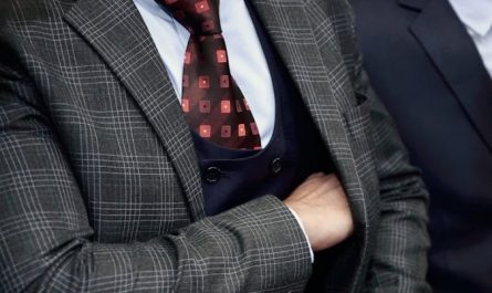 22 Significati Simbolici del Sognare Abiti