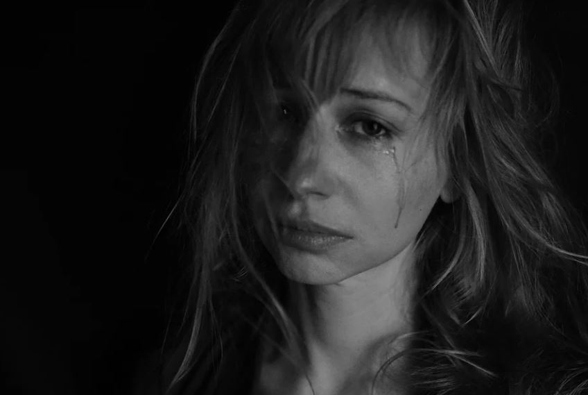 23 Simboli e Significati del Sognare di Piangere