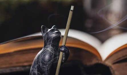22 Significati Simbolici del Sognare Incenso