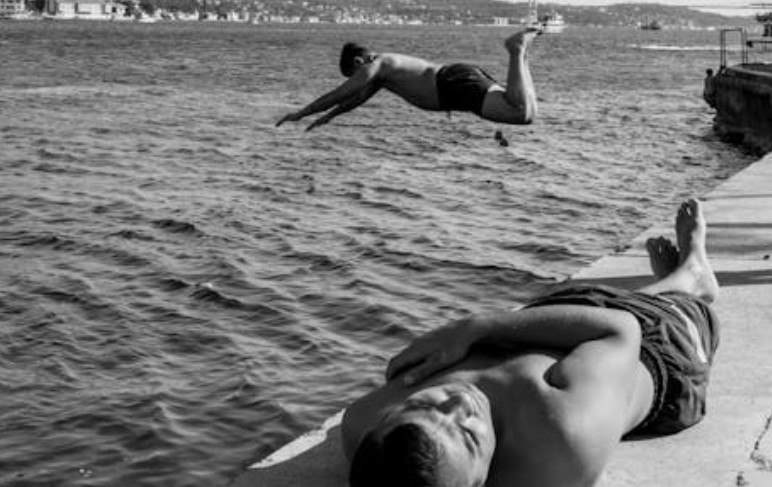 25 significati simbolici del sognare la morte di un amico