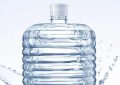 17 significati simbolici del sognare bottiglie o secchi d'acqua