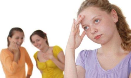 9 Significati Simbolici del Sognare Amici Che Si Allontanano